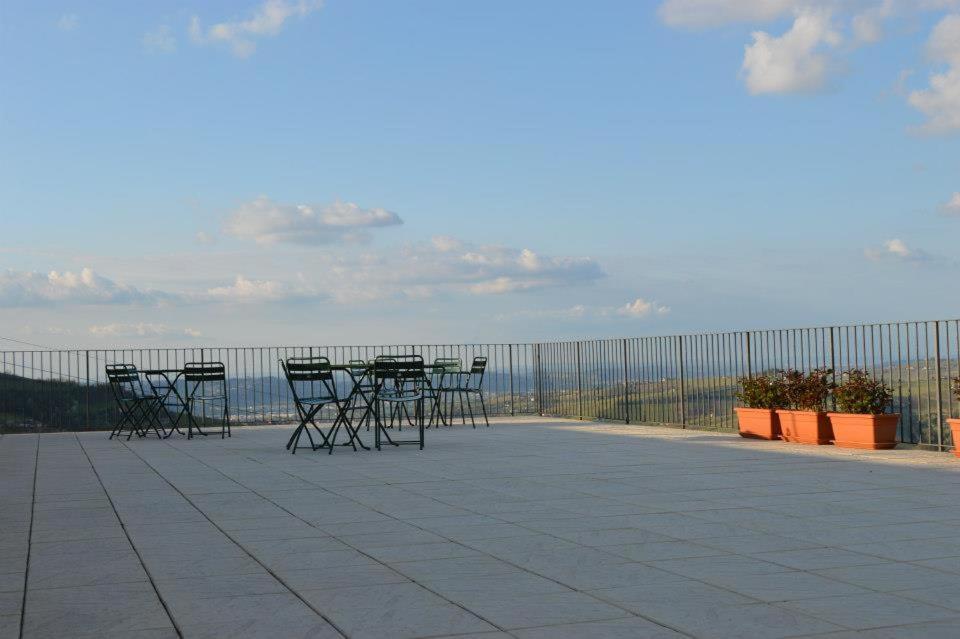 Agriturismo Cascina Rabalot Diano dʼAlba Εξωτερικό φωτογραφία